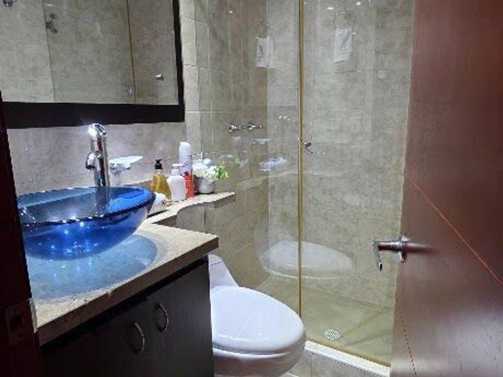 Apartamento de 3 alcobas en venta en Parques De Lorena, Bogotá, 80 m² · foto 7 de 18