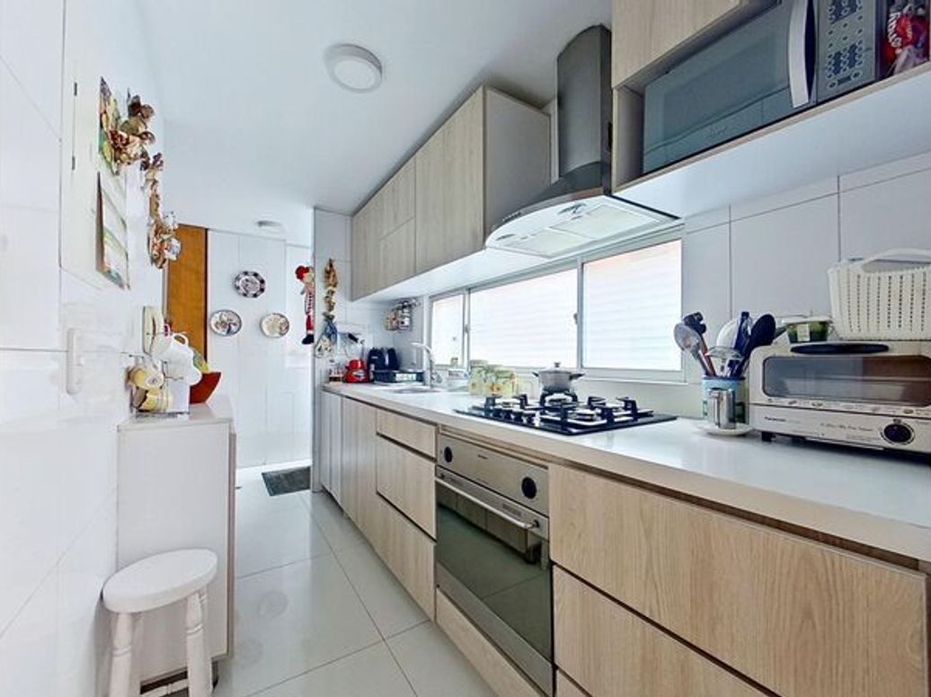 Apartamento de 3 alcobas en venta en Santa Barbara Occidental, Bogotá, 107 m² · foto 9 de 20
