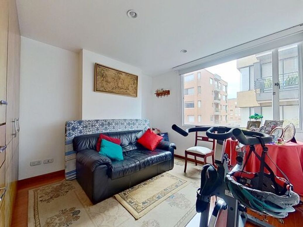 Apartamento de 3 alcobas en venta en Santa Barbara Occidental, Bogotá, 107 m² · foto 13 de 20