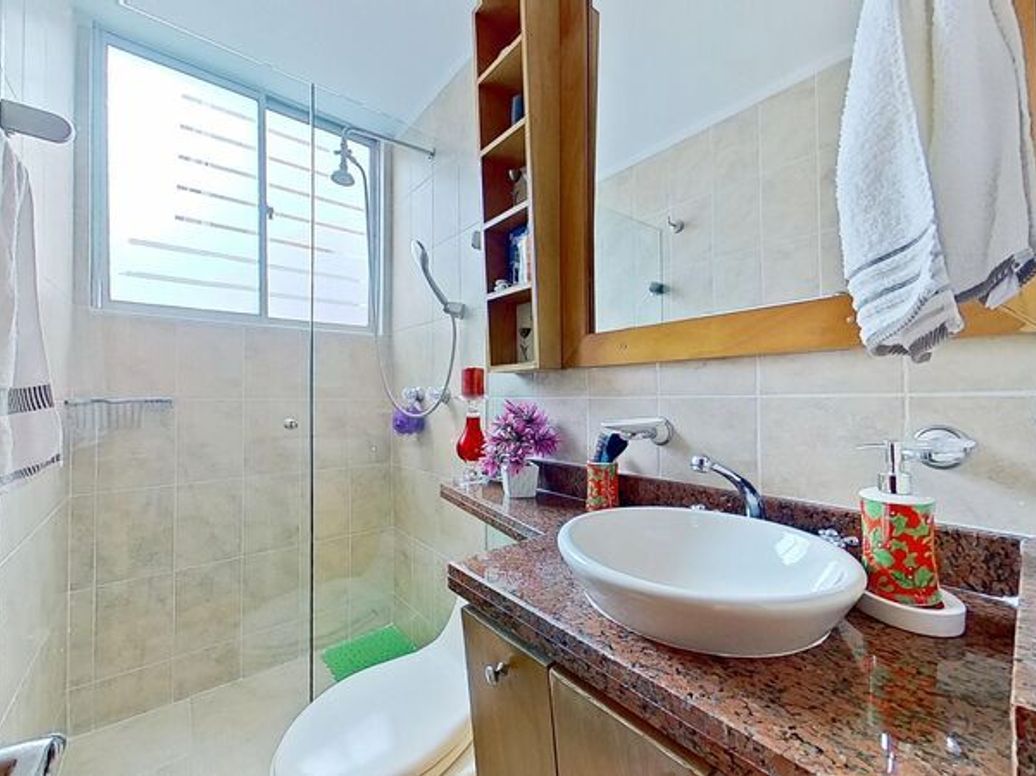Apartamento de 3 alcobas en venta en Santa Barbara Occidental, Bogotá, 107 m² · foto 16 de 20