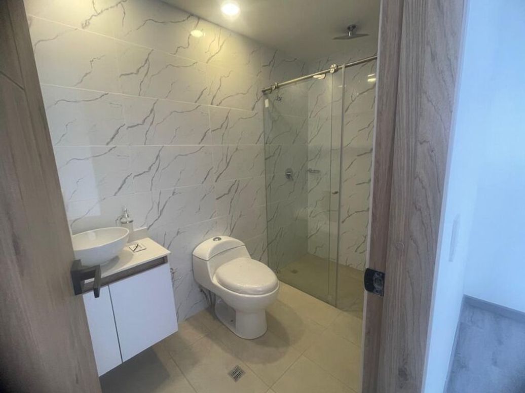 Apartamento de 2 alcobas en venta en Quinta Paredes, Bogotá, 89 m² · foto 8 de 12