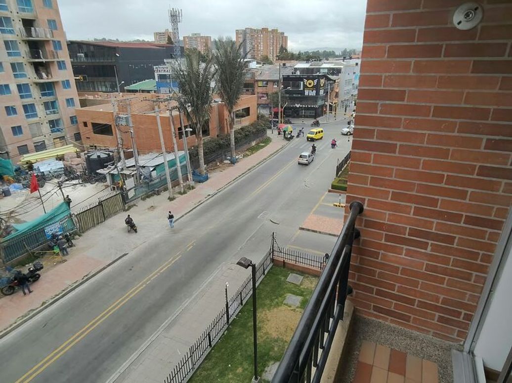 Apartamento de 3 alcobas en venta en Cr Portales Del Norte Et. Iii, Bogotá, 73 m² · foto 6 de 20