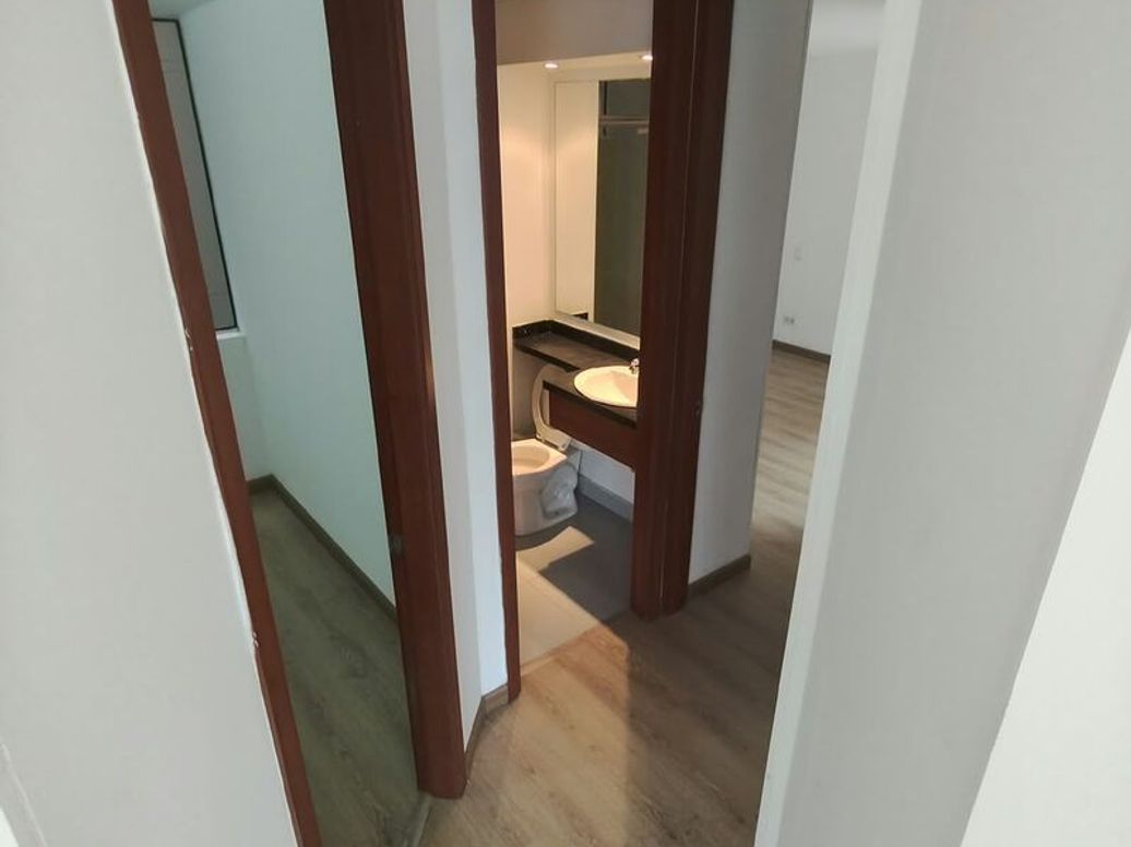 Apartamento de 3 alcobas en venta en Cr Portales Del Norte Et. Iii, Bogotá, 73 m² · foto 15 de 20