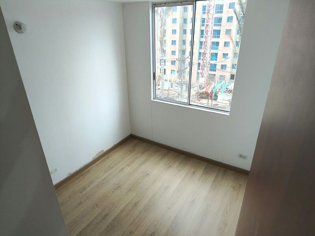 Apartamento de 3 alcobas en venta en Cr Portales Del Norte Et. Iii, Bogotá, 73 m² · foto 14 de 20