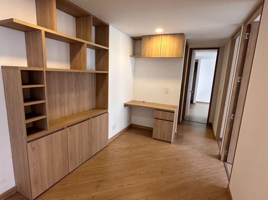 Apartamento de 3 alcobas en venta en San Patricio, Bogotá, 96 m² · foto 7 de 9