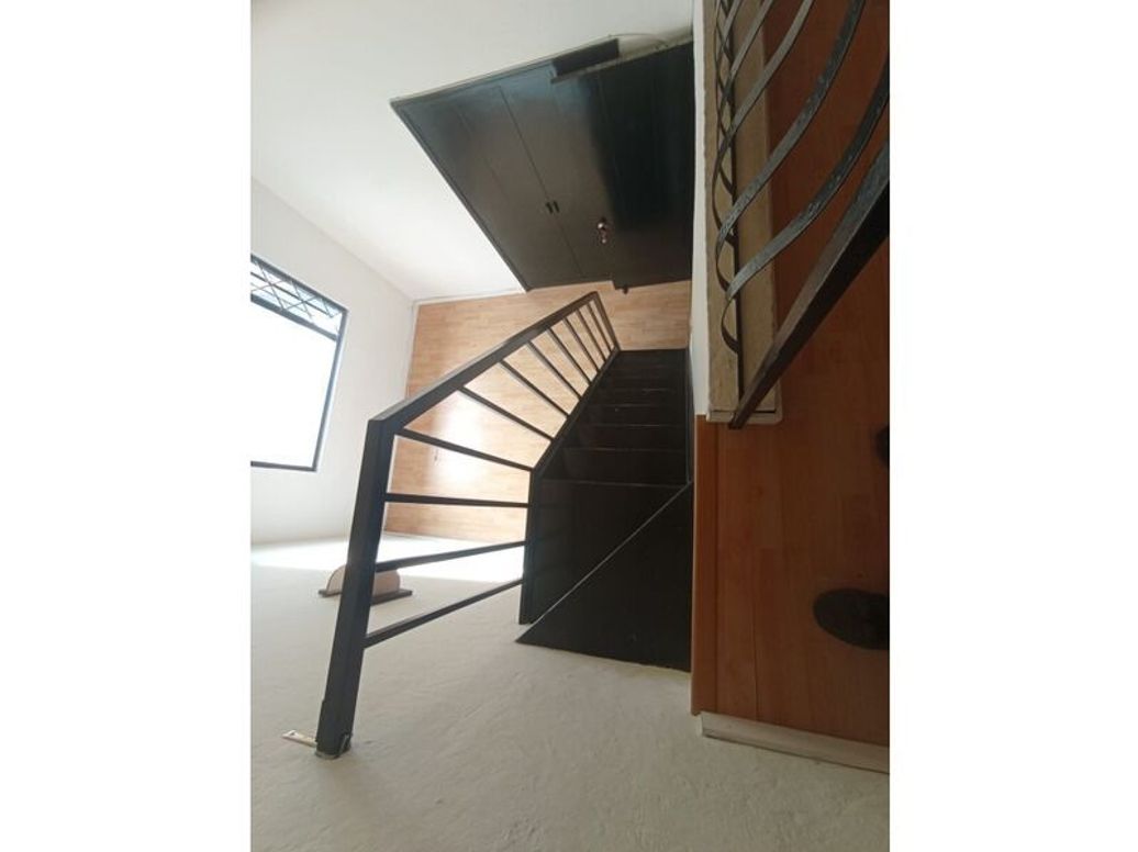 Casa de 3 alcobas en venta en Acacias Usaquen, Bogotá, 131 m² · foto 3 de 18