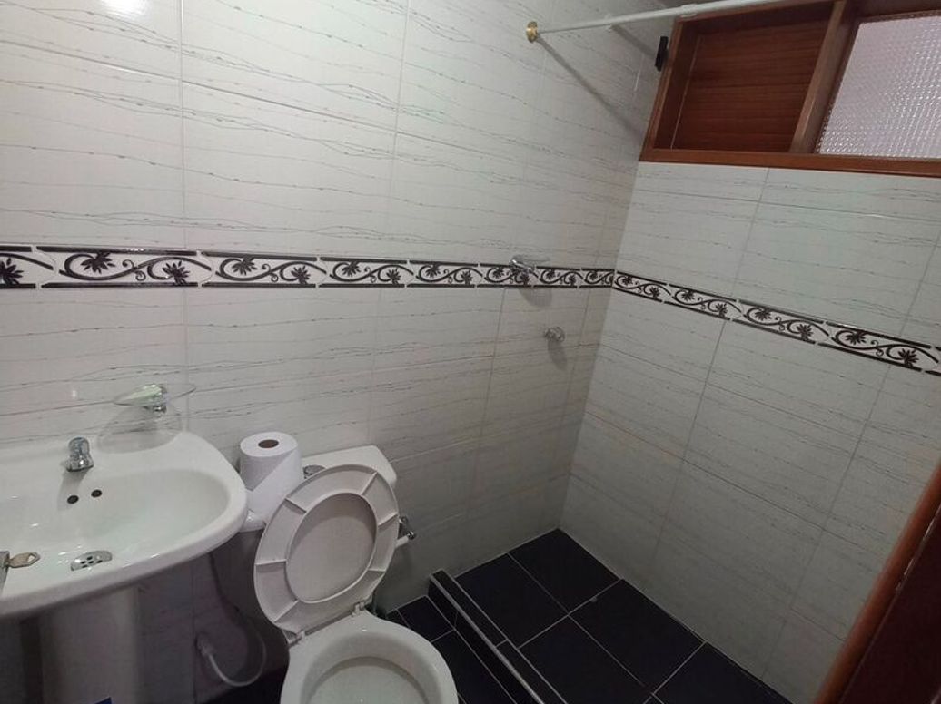 Casa de 3 alcobas en venta en Super Manzana 3, Bogotá, 140 m² · foto 2 de 5