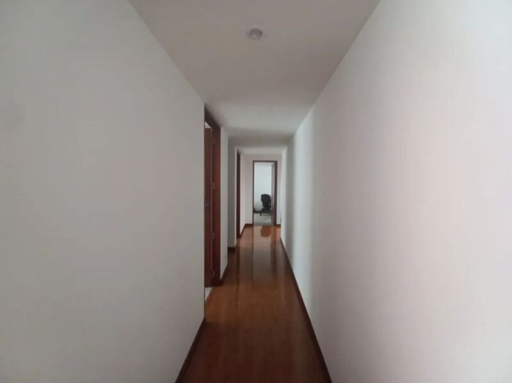 Apartamento de 3 alcobas en venta en Ciudad Salitre Sur-Oriental, Bogotá, 115 m² · foto 9 de 20