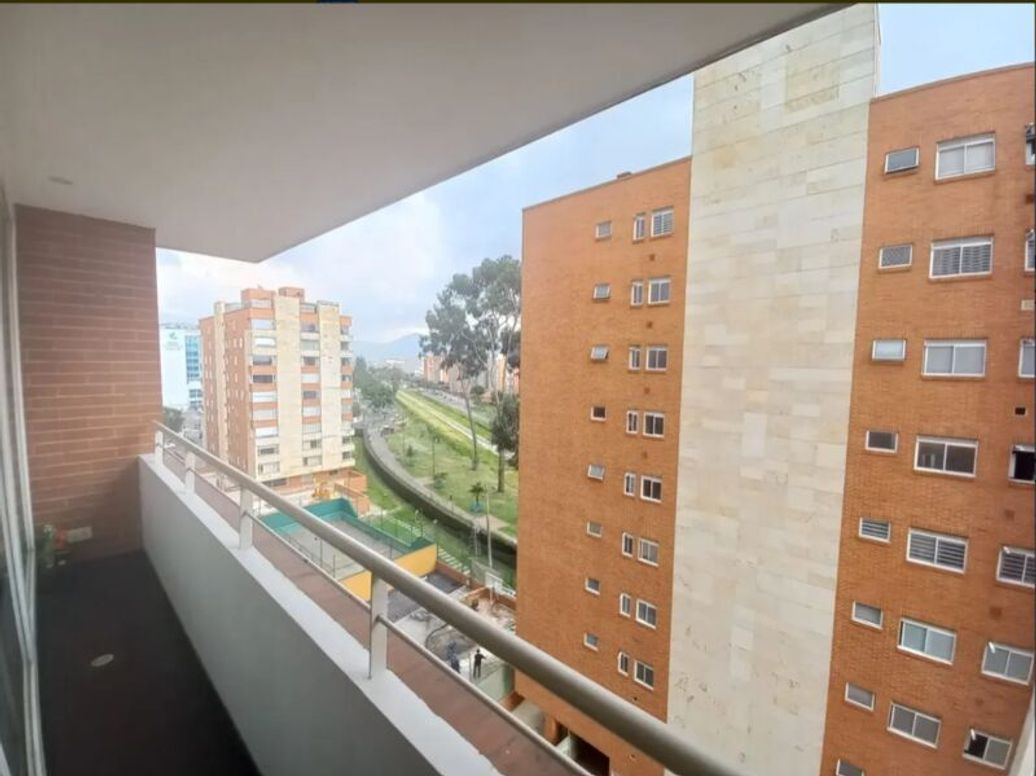 Apartamento de 3 alcobas en venta en Ciudad Salitre Sur-Oriental, Bogotá, 115 m² · foto 4 de 20