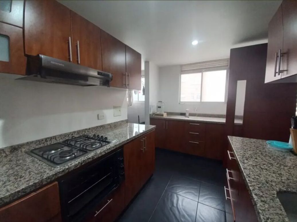 Apartamento de 3 alcobas en venta en Ciudad Salitre Sur-Oriental, Bogotá, 115 m² · foto 5 de 20