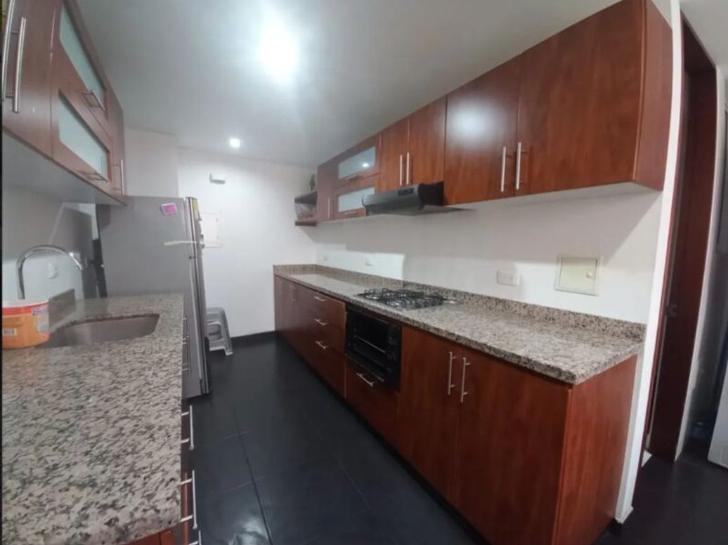 Apartamento de 3 alcobas en venta en Ciudad Salitre Sur-Oriental, Bogotá, 115 m² · foto 7 de 20