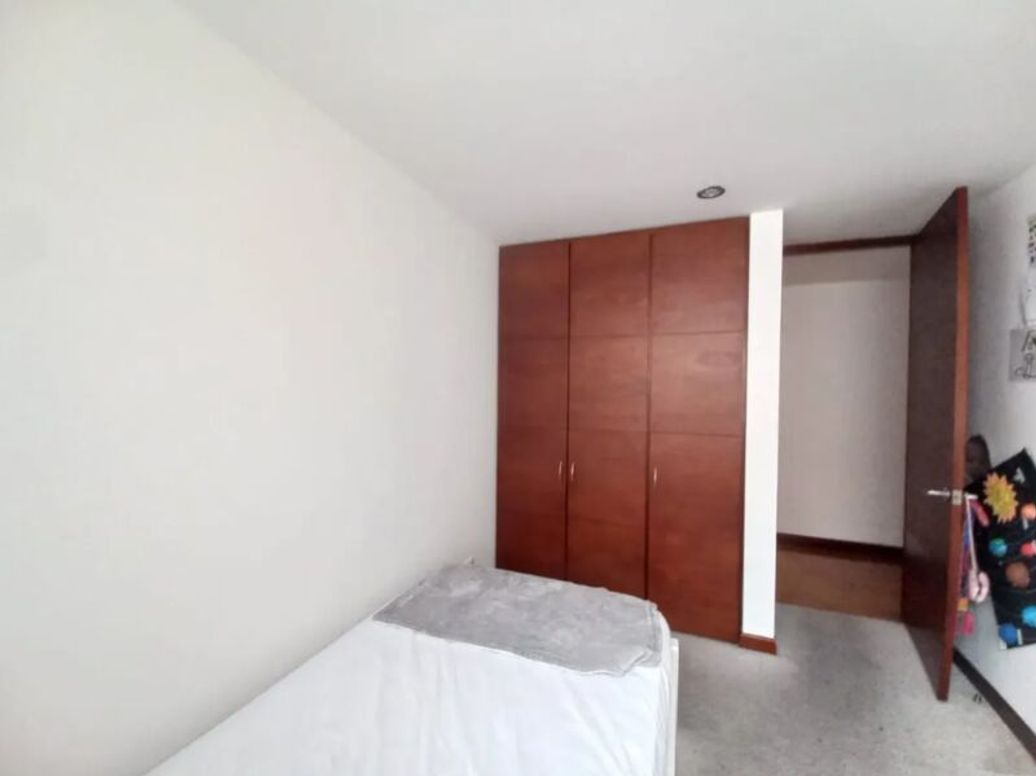 Apartamento de 3 alcobas en venta en Ciudad Salitre Sur-Oriental, Bogotá, 115 m² · foto 13 de 20