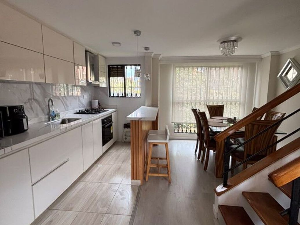 Casa de 3 alcobas en venta en Atenas, Bogotá, 116 m² · foto 8 de 20