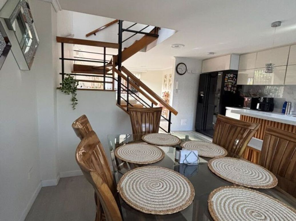 Casa de 3 alcobas en venta en Atenas, Bogotá, 116 m² · foto 4 de 20