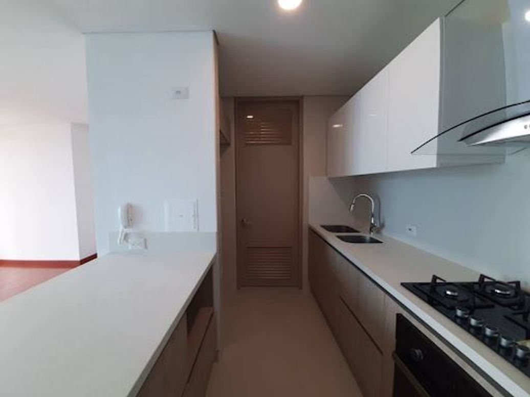 Apartamento de 3 alcobas en arriendo en San José De Bavaria, Bogotá, 64 m² · foto 5 de 20