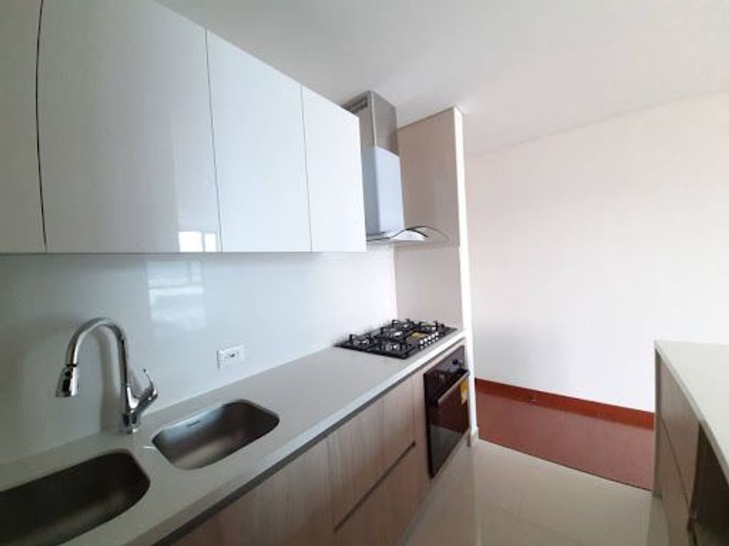 Apartamento de 3 alcobas en arriendo en San José De Bavaria, Bogotá, 64 m² · foto 8 de 20