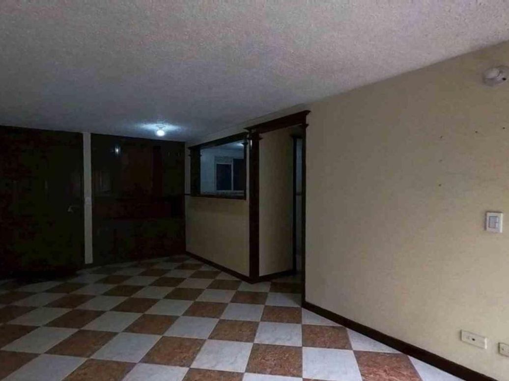 Apartamento de 3 alcobas en venta en San Miguel, Bogotá, 48 m² · foto 3 de 20