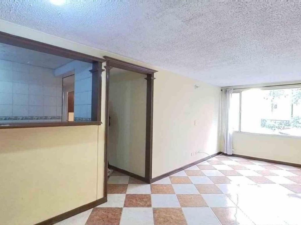 Apartamento de 3 alcobas en venta en San Miguel, Bogotá, 48 m² · foto 2 de 20