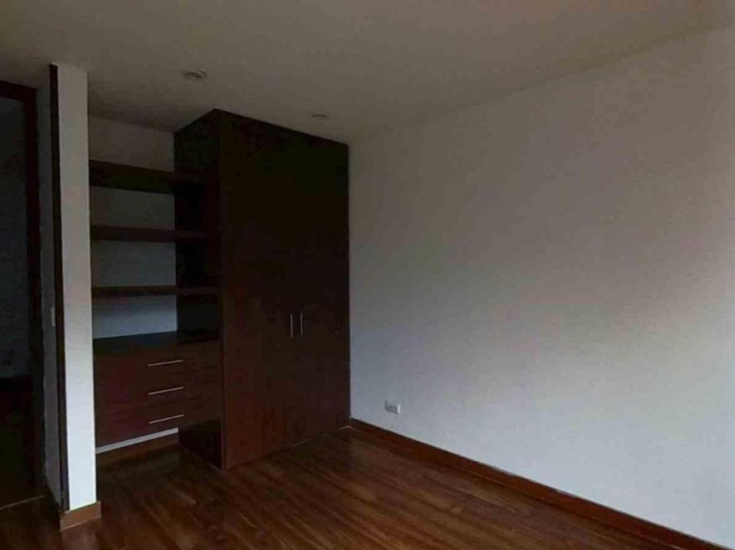 Apartamento de 3 alcobas en venta en Cerros De Suba, Bogotá, 91 m² · foto 8 de 20