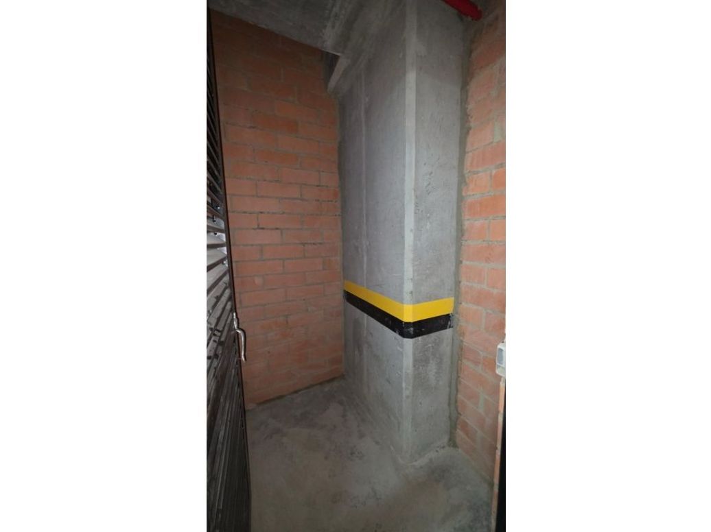 Apartamento de 3 alcobas en venta en Ciudad La Salle, Bogotá, 80 m² · foto 11 de 14