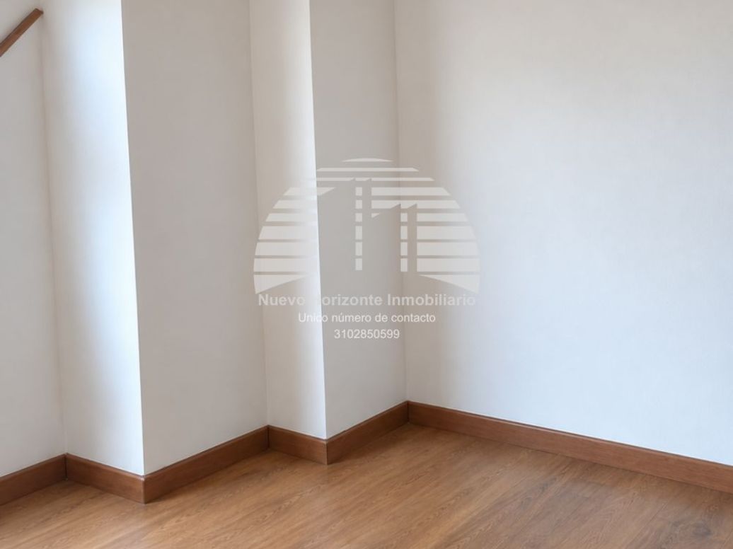 Apartamento de 3 alcobas en venta en San Cipriano, Bogotá, 56 m² · foto 10 de 12