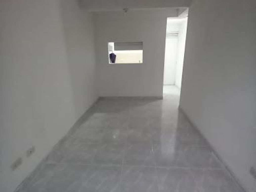 Apartamento de 2 alcobas en venta en Chapinero Occidental, Bogotá, 34 m² · foto 3 de 9