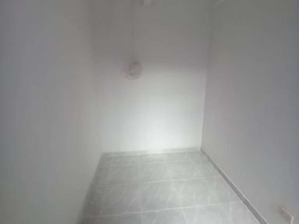 Apartamento de 2 alcobas en venta en Chapinero Occidental, Bogotá, 34 m² · foto 8 de 9