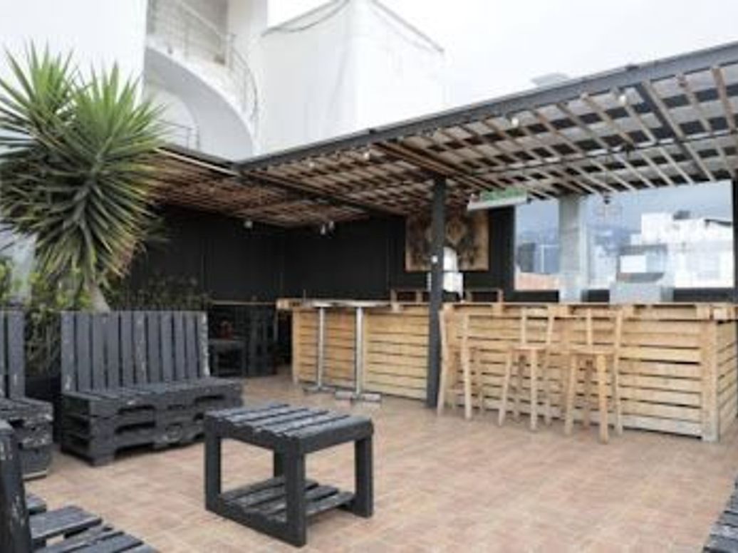 Casa de 5 alcobas en venta en Los Alcázares, Bogotá, 450 m² · foto 18 de 20