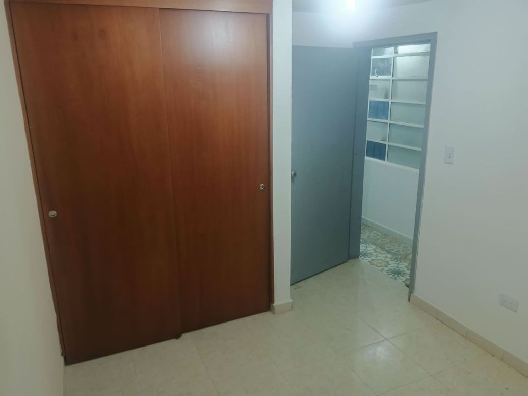 Apartamento en arriendo en La Española, Bogotá · foto 9 de 16