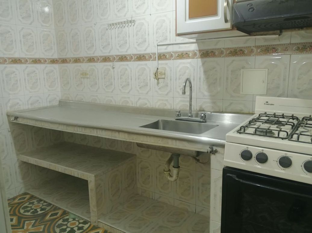 Apartamento en arriendo en La Española, Bogotá · foto 10 de 16