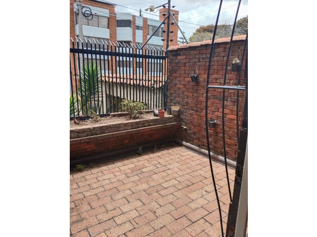 Apartamento de 3 alcobas en arriendo en Santa Barbara Occidental, Bogotá, 100 m² · foto 19 de 20