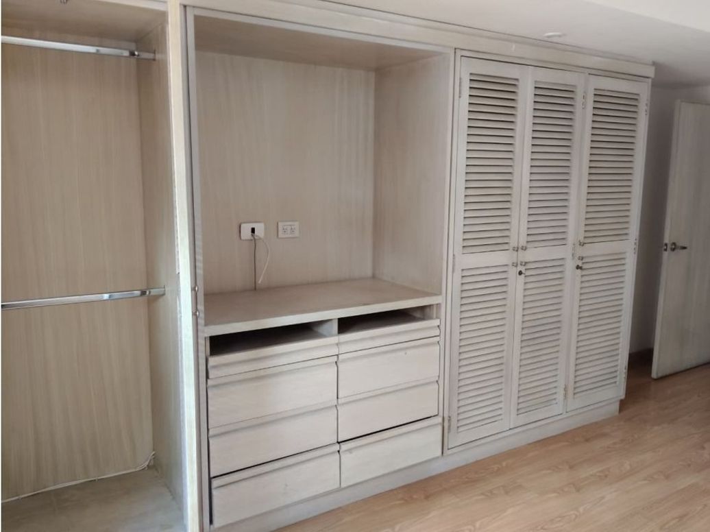 Apartamento de 3 alcobas en arriendo en Santa Barbara Occidental, Bogotá, 100 m² · foto 10 de 20