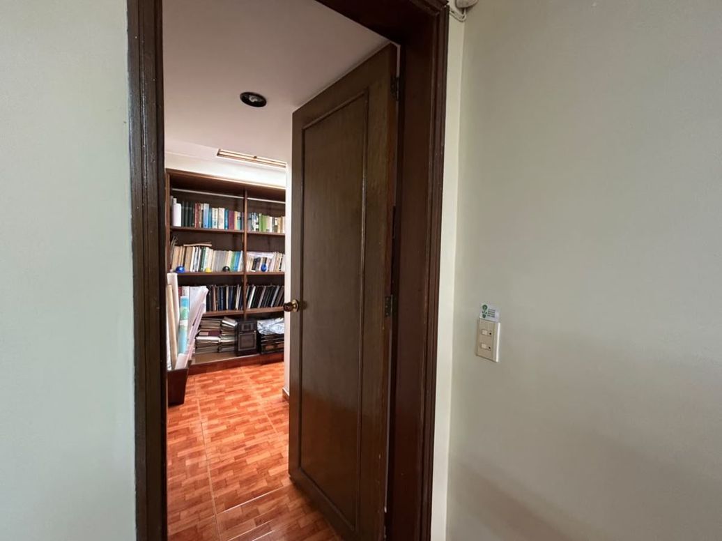 Casa de 6 alcobas en arriendo en Santa Barbara Oriental, Bogotá, 500 m² · foto 7 de 20