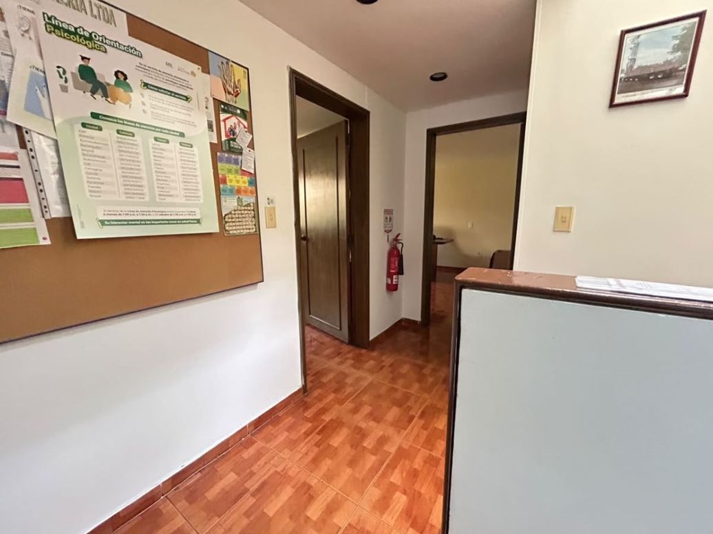 Casa de 6 alcobas en arriendo en Santa Barbara Oriental, Bogotá, 500 m² · foto 6 de 20