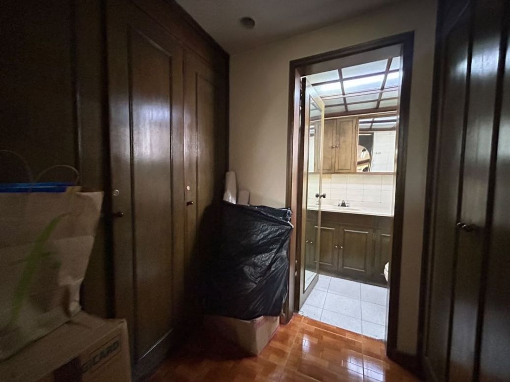 Casa de 6 alcobas en arriendo en Santa Barbara Oriental, Bogotá, 500 m² · foto 8 de 20