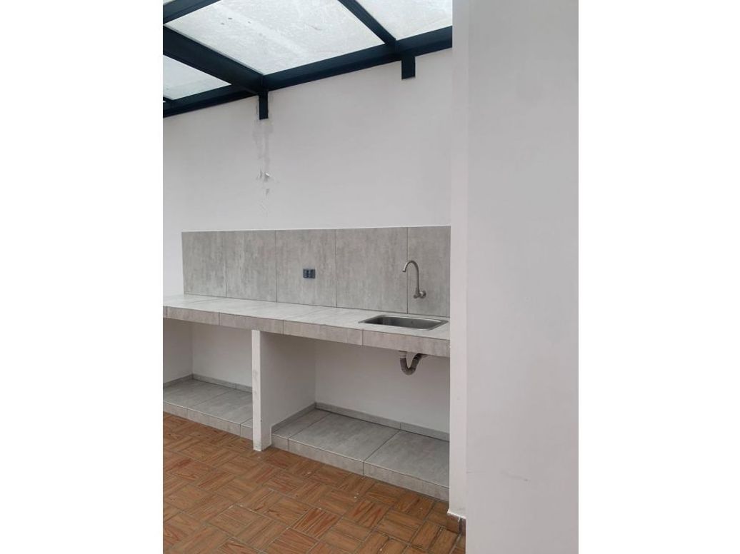 Apartamento de 2 alcobas en venta en El Batán, Bogotá, 62 m² · foto 13 de 16