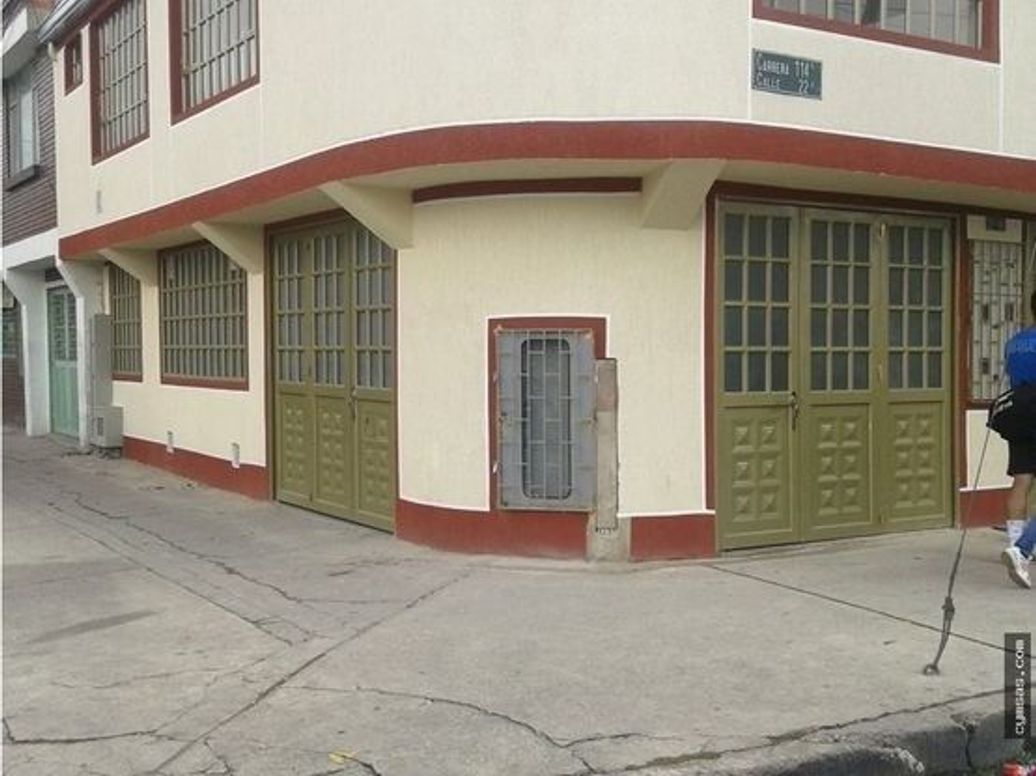Casa de 3 alcobas en venta en Atahualpa, Bogotá, 158 m² · foto 3 de 20