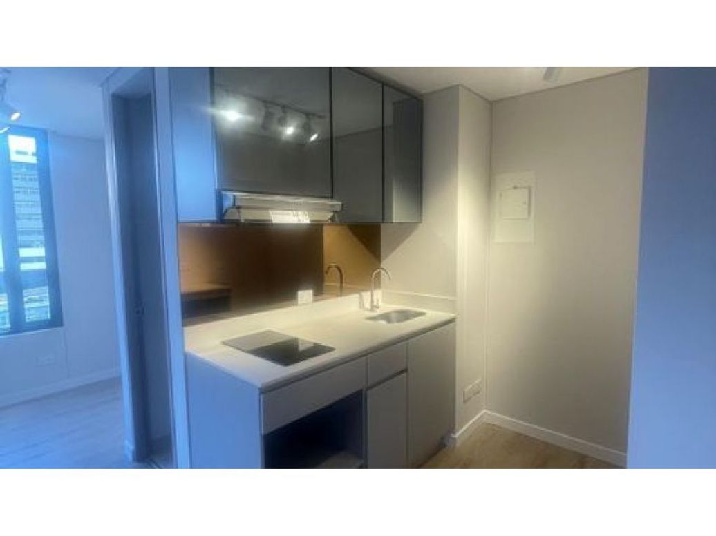 Apartaestudio en venta en La Castellana, Bogotá, 26 m² · foto 3 de 7