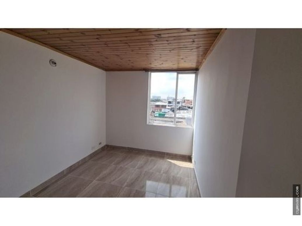 Apartamento de 3 alcobas en venta en Parques De Salamanca, Bogotá, 57 m² · foto 14 de 19