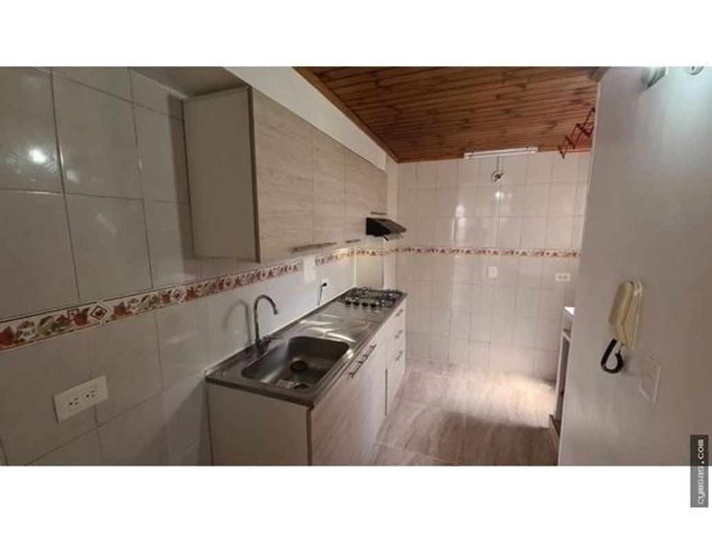 Apartamento de 3 alcobas en venta en Parques De Salamanca, Bogotá, 57 m² · foto 6 de 19