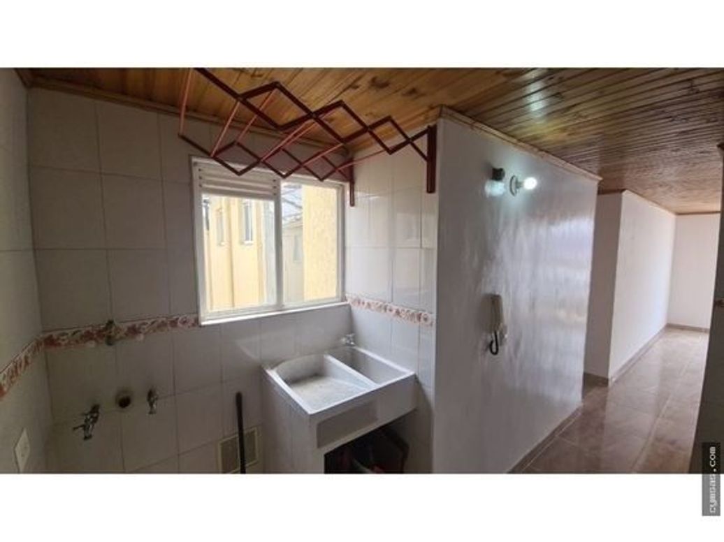 Apartamento de 3 alcobas en venta en Parques De Salamanca, Bogotá, 57 m² · foto 8 de 19