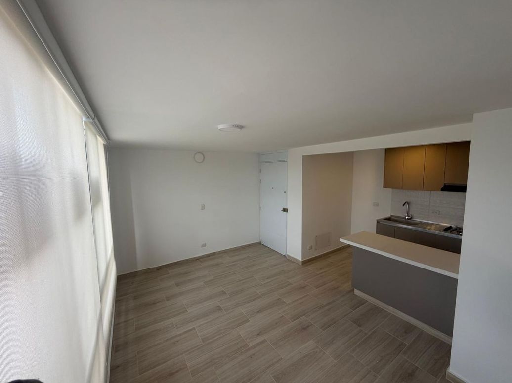 Apartamento de 2 alcobas en venta en Casa Blanca, Bogotá, 46 m² · foto 4 de 12