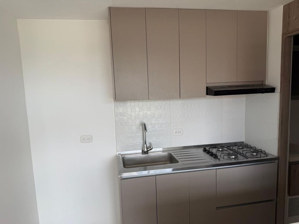 Apartamento de 2 alcobas en venta en Casa Blanca, Bogotá, 46 m² · foto 6 de 12