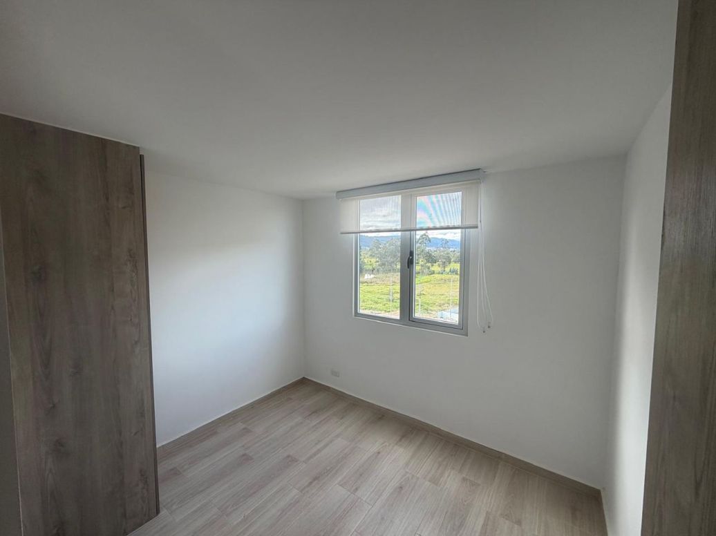 Apartamento de 2 alcobas en venta en Casa Blanca, Bogotá, 46 m² · foto 7 de 12