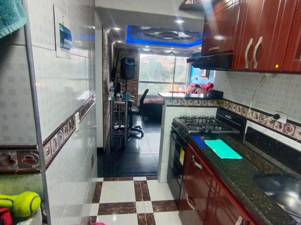 Apartamento de 3 alcobas en venta en Gran Yomasa, Bogotá, 49 m² · foto 6 de 19