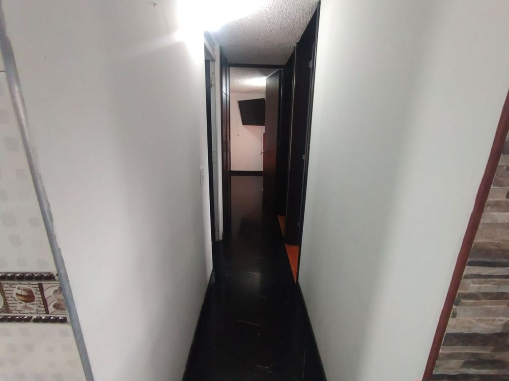 Apartamento de 3 alcobas en venta en Gran Yomasa, Bogotá, 49 m² · foto 7 de 19