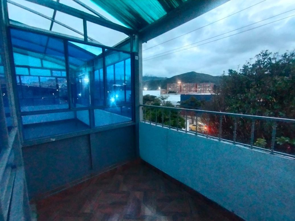 Apartamento de 3 alcobas en venta en Gran Yomasa, Bogotá, 49 m² · foto 17 de 19