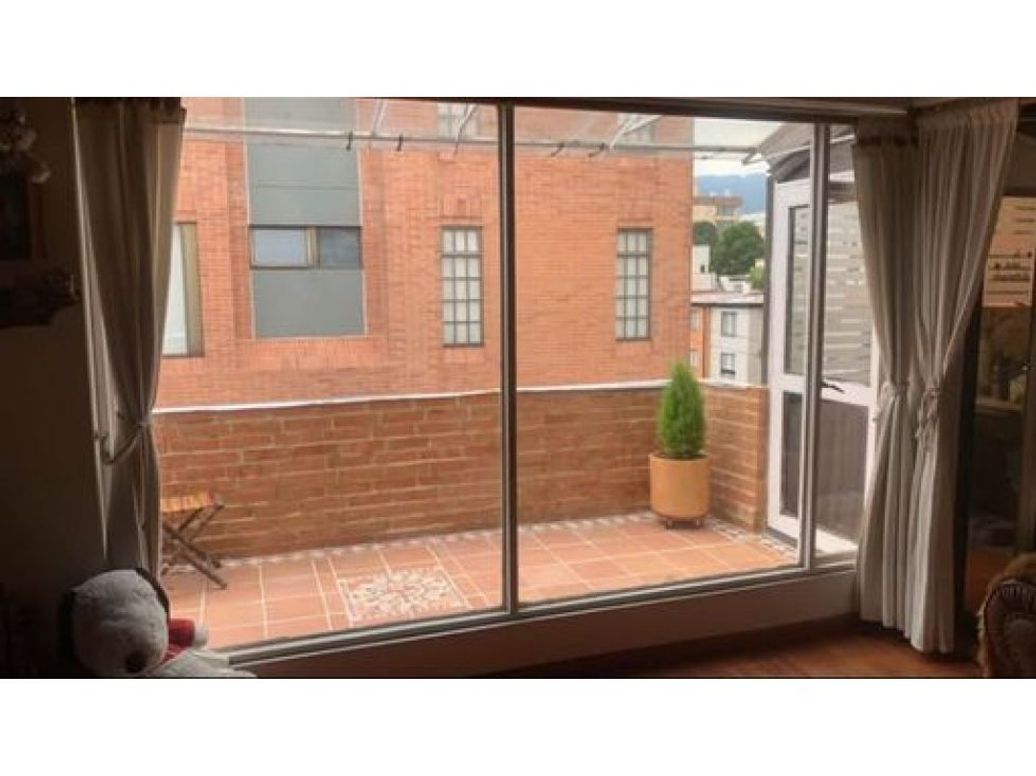 Apartamento de 2 alcobas en venta en Cedritos, Bogotá, 62 m² · foto 3 de 12