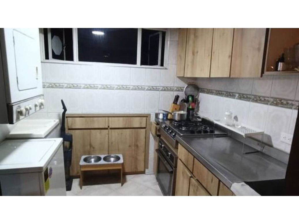Apartamento de 2 alcobas en venta en Cedritos, Bogotá, 62 m² · foto 2 de 12