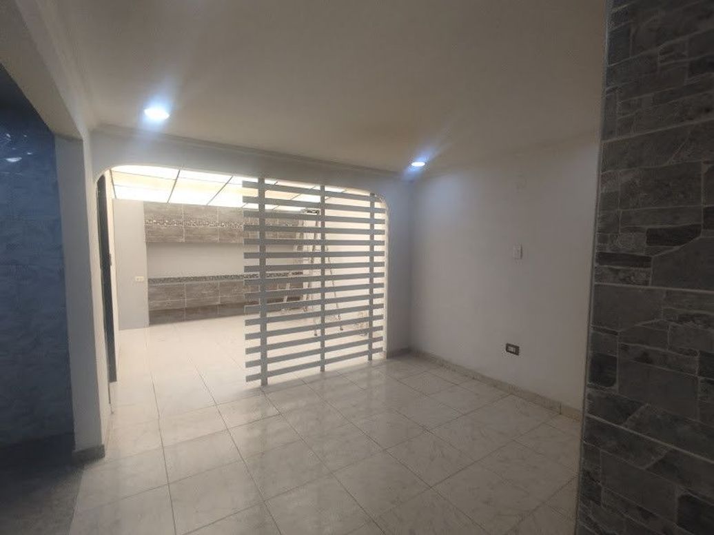 Casa de 3 alcobas en venta en Americas Occidental Et. I, Bogotá, 150 m² · foto 11 de 20